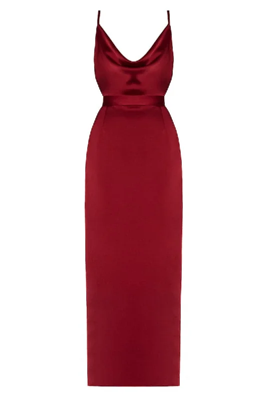 AMILA DEEP RED BACKLESS MAXI DRESS