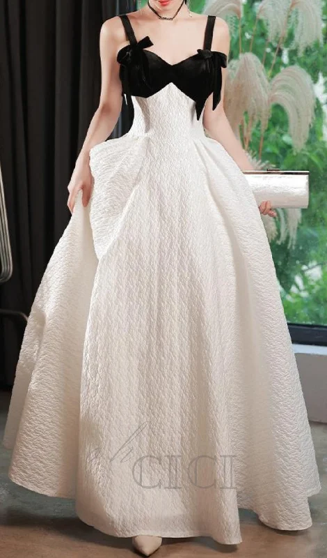 PATCHWORK MAXI DRESS IN WHITE Cozy Open-Back Maxi Dress