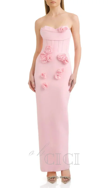 OFF-SHOULDER FLOWER MAXI DRESS IN BLUSH Elegant Maxi Dress with Lace