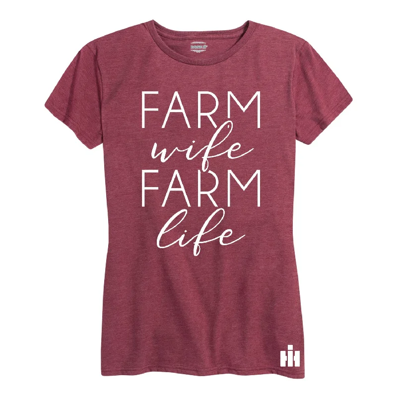 International Harvester™ - Farm Wife Farm Life - Women's Short Sleeve T-Shirt