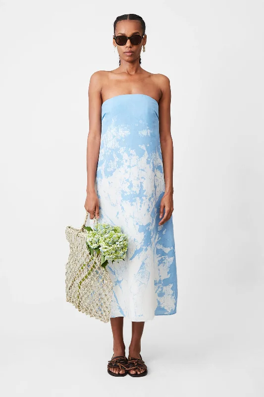 Mercedes Dress in Blue Tumble