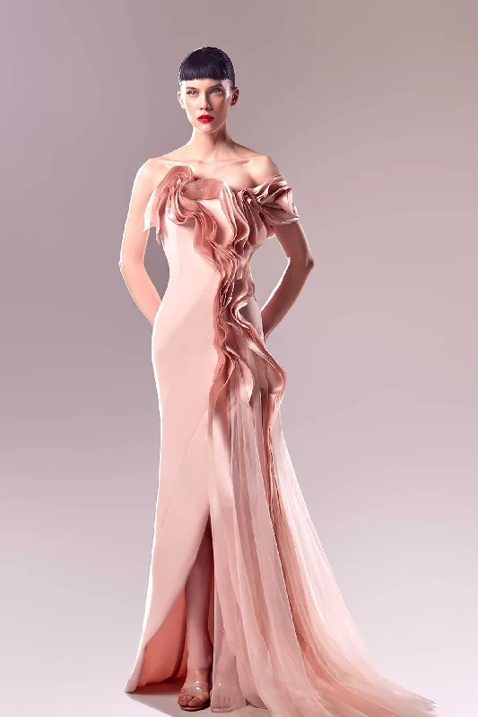 Strapless dress with organza inserts and tulle